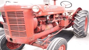 Vintage 1951 McCormick International AW-6 Tractor in Timaru | Canterbury | New Zealand | 4K