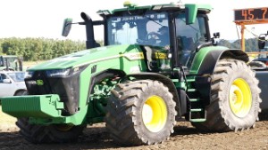 Tractor Pulling - 2022 John Deere 8370