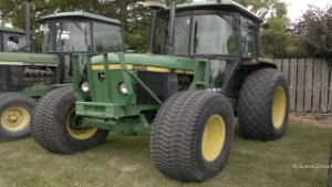 1986-94 John Deere 2850 4WD Tractor