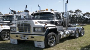 1988 Mack R688RST Truck at the 2024 Selwyn Motorfest