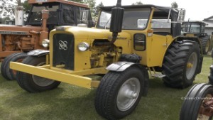 1958-66 Chamberlain Champion 9G Tractor