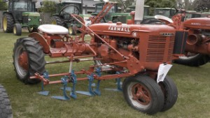 1945 McCormick Deering Farmall B Tractor