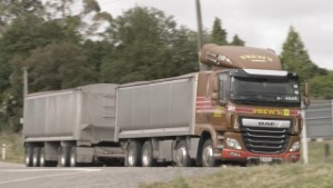 2023 DAF CF 530 Truck Hauling Coal on the West Coast