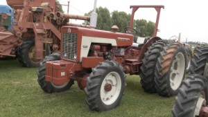 1968-72 International 634 4WD Tractor