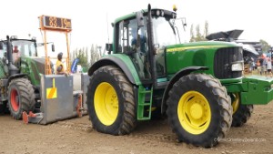 2007 John Deere 6920S Tractor Pulling a Fendt 828 Tractor