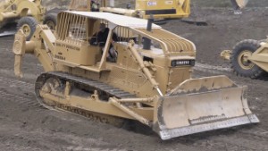 Komatsu D155A-1 Bulldozer in Action